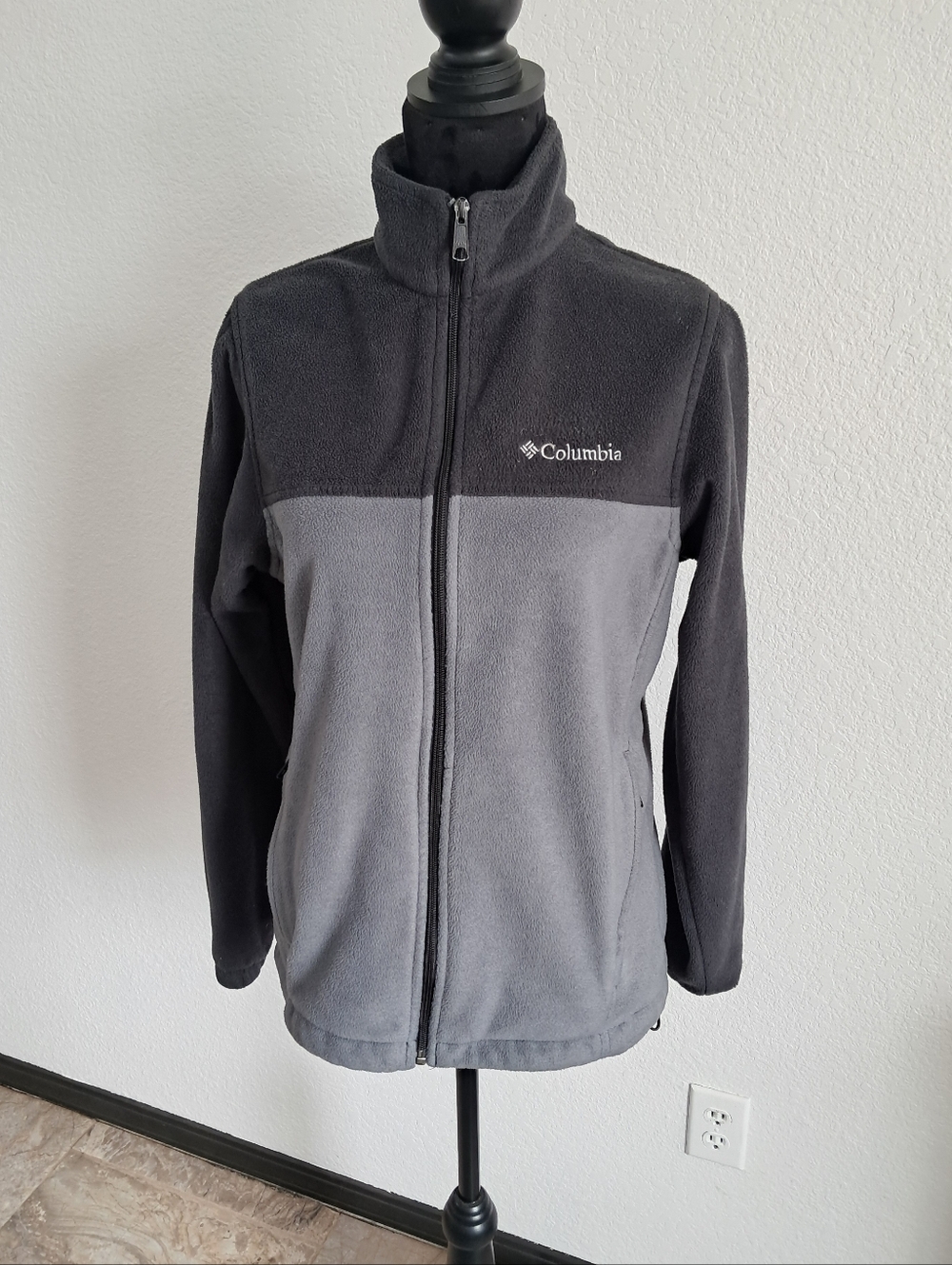 Columbia Fleece Jacket Men's S Steens Mountain Full Zip Gray Black Zip Pockets